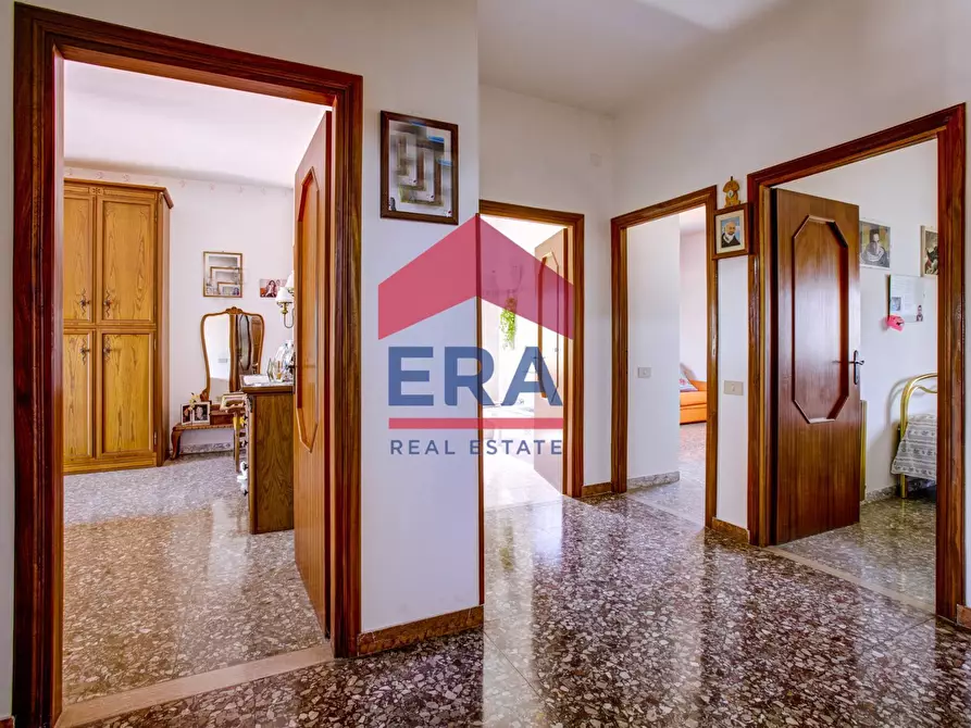 Immagine 14 di Villa in vendita  in Via E.Torricelli 6 a Pomezia