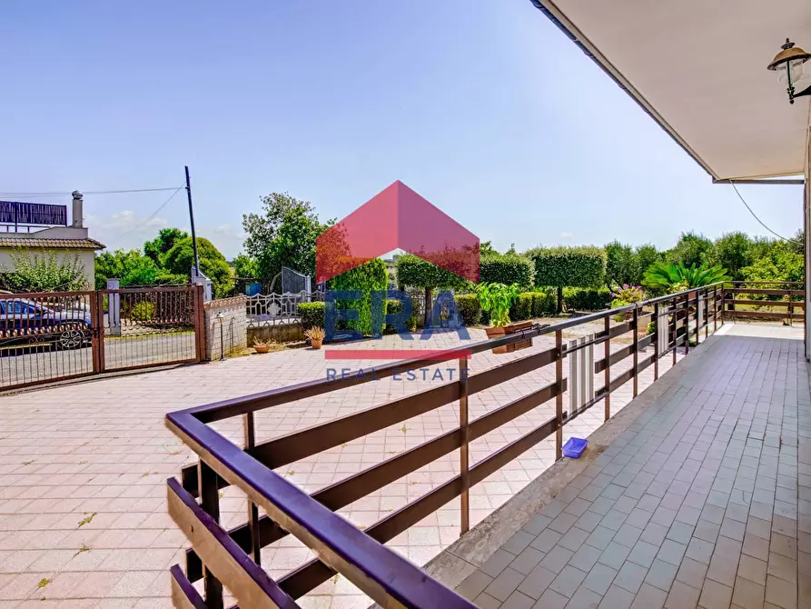 Immagine 22 di Villa in vendita  in Via E.Torricelli 6 a Pomezia