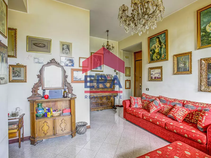 Immagine 4 di Appartamento in vendita  in Via Paolo Barison 84 a Roma