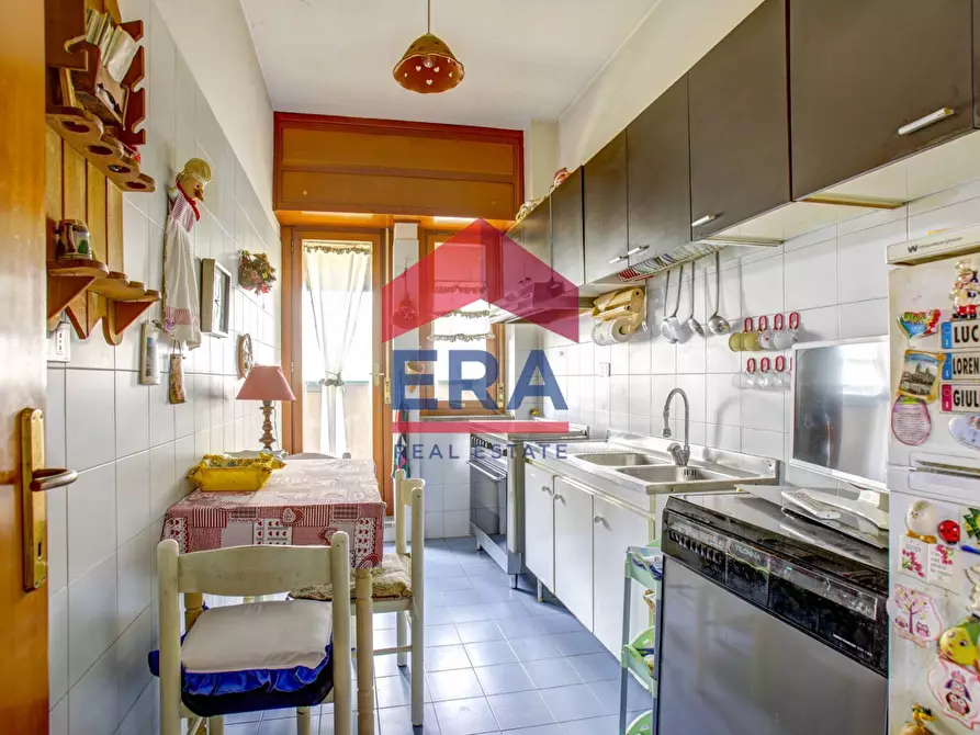 Immagine 9 di Appartamento in vendita  in Via Paolo Barison 84 a Roma