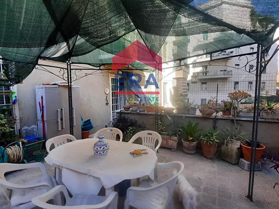 Immagine 3 di Appartamento in vendita  in Via Salento a Roma