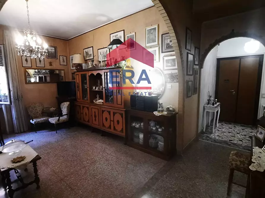 Immagine 5 di Appartamento in vendita  in Via Salento a Roma