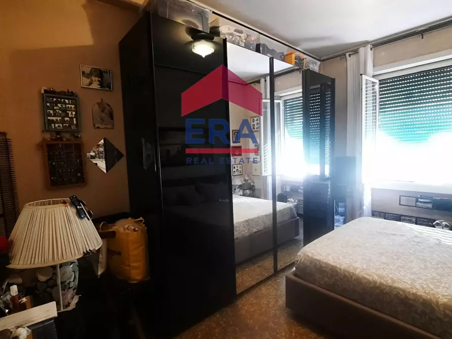 Immagine 6 di Appartamento in vendita  in Via Salento a Roma