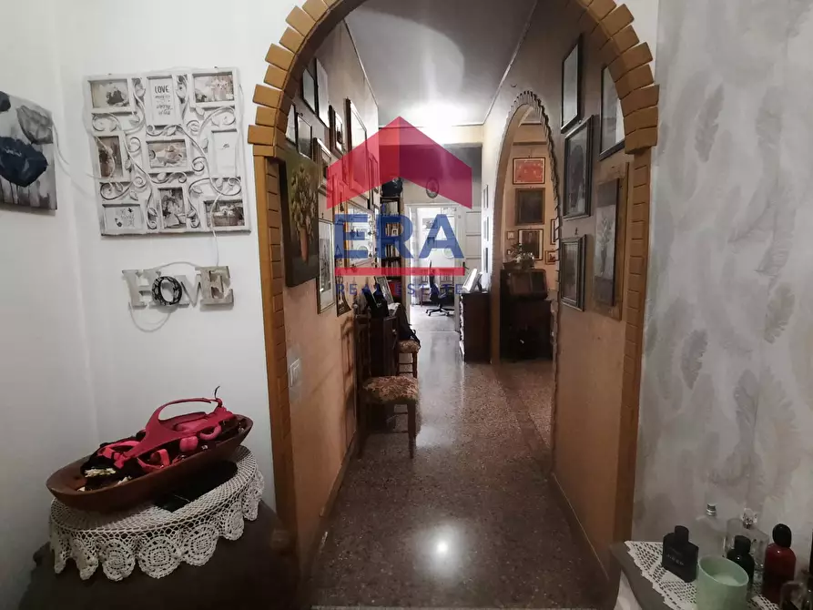 Immagine 17 di Appartamento in vendita  in Via Salento a Roma