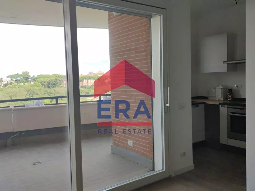 Immagine 13 di Appartamento in vendita  in Via Lina Bo Bardi a Roma