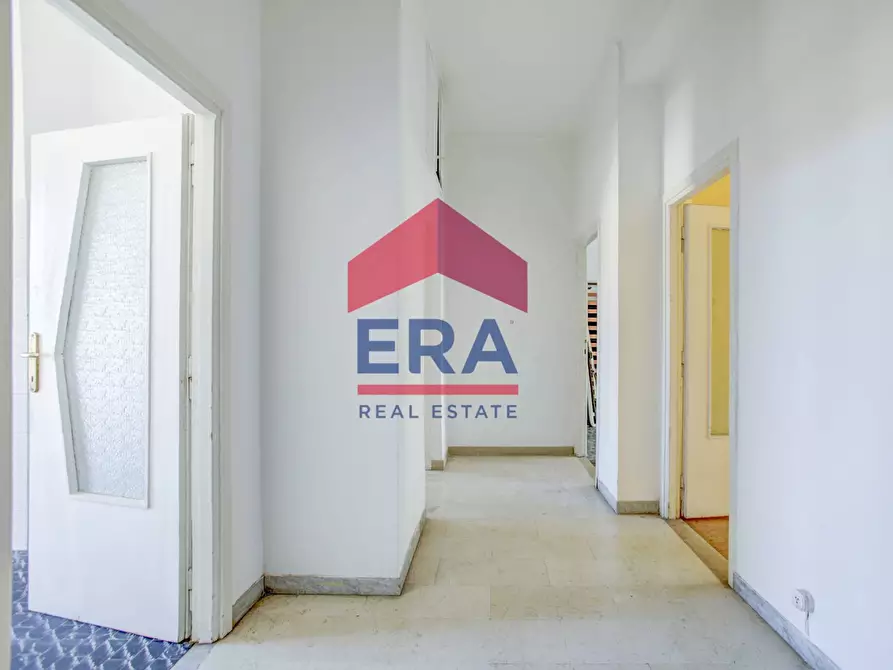 Immagine 9 di Appartamento in vendita  in Via Roma 27 a Pomezia