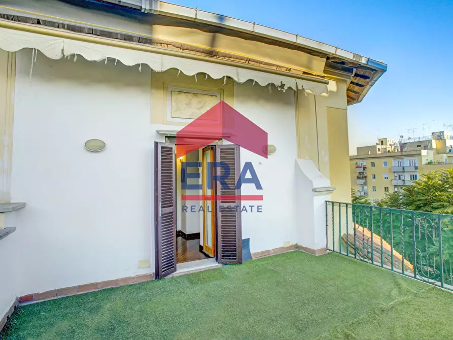 Immagine 21 di Villa in vendita  in Via Monviso 9 a Roma