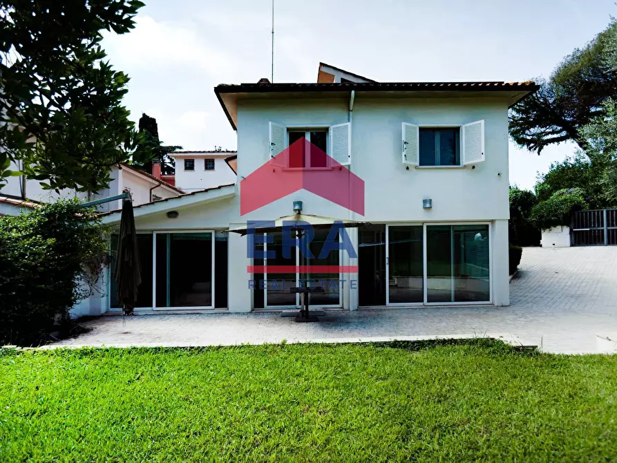 casa indipendente in vendita a Roma in zona Massimina/Casal Lumbroso