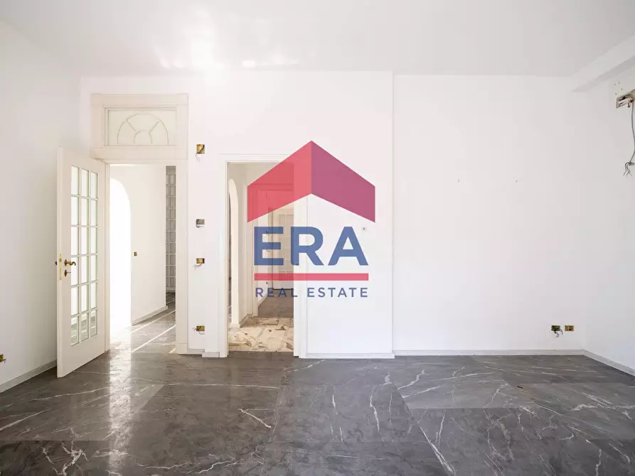 Immagine 30 di Appartamento in vendita  in Via San Valentino a Roma