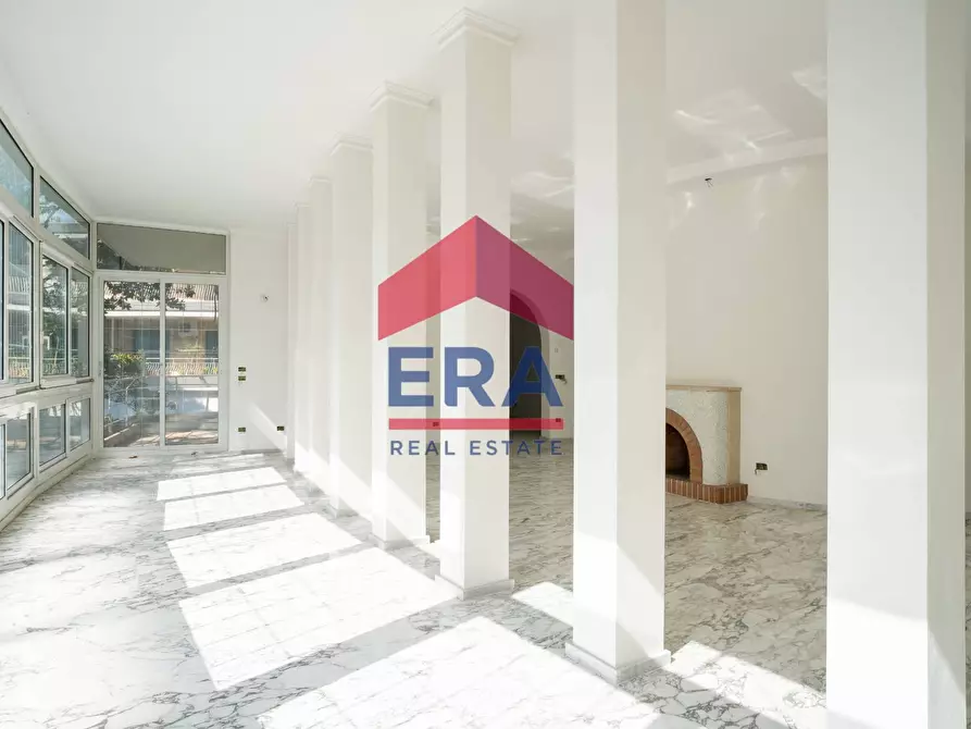 Immagine 5 di Appartamento in vendita  in Via San Valentino a Roma