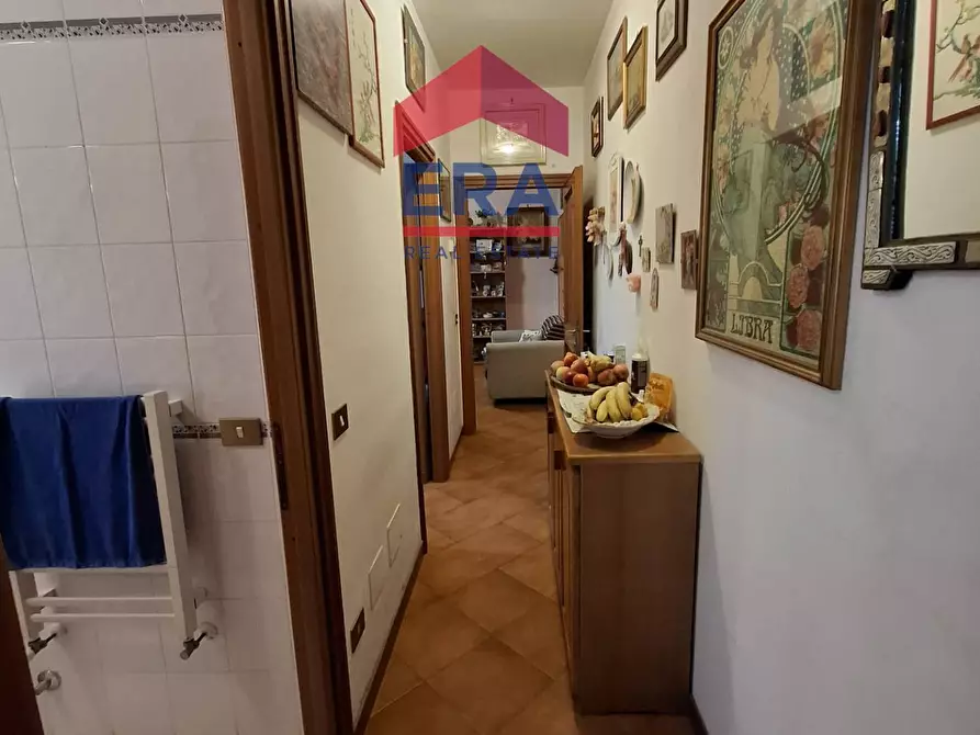 Immagine 10 di Appartamento in vendita  a Roma