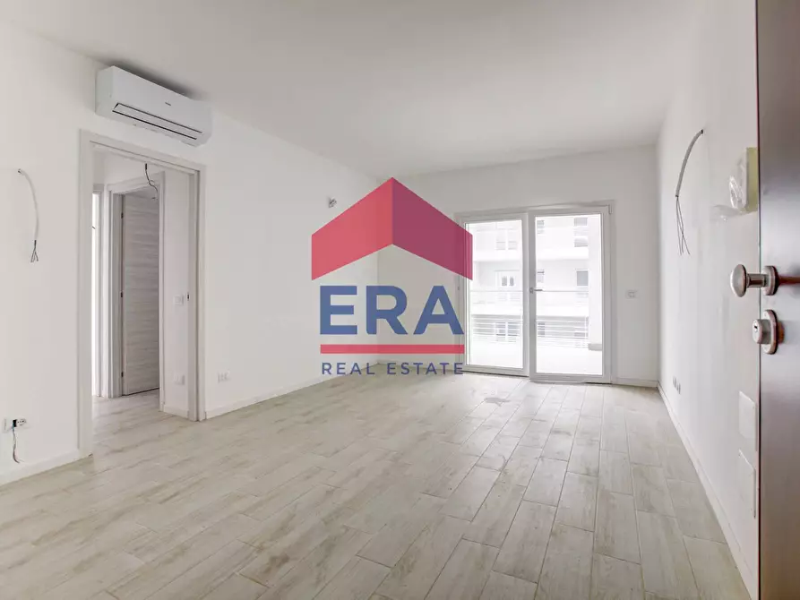 Immagine 4 di Appartamento in vendita  in VIA DI PRATICA DI MARE SNC a Pomezia