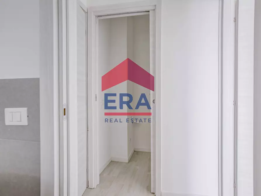 Immagine 17 di Appartamento in vendita  in VIA DI PRATICA DI MARE SNC a Pomezia