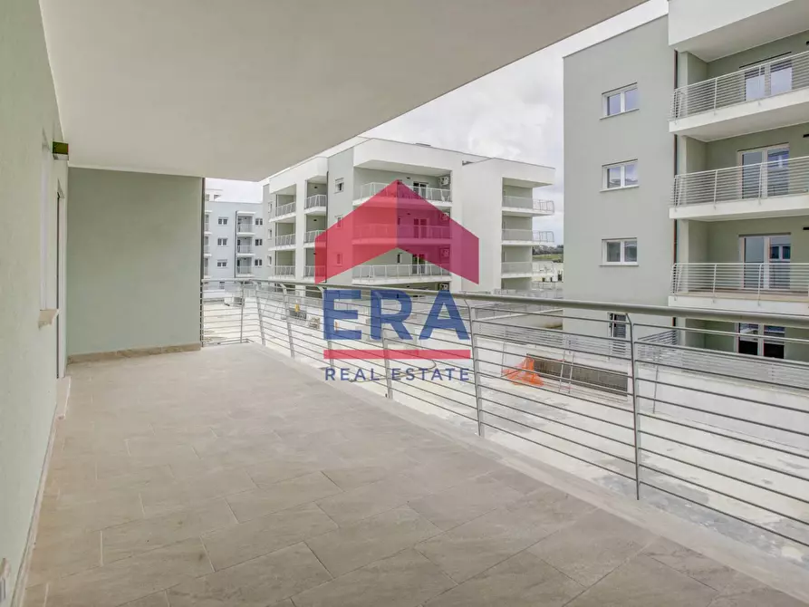 Immagine 23 di Appartamento in vendita  in VIA DI PRATICA DI MARE SNC a Pomezia