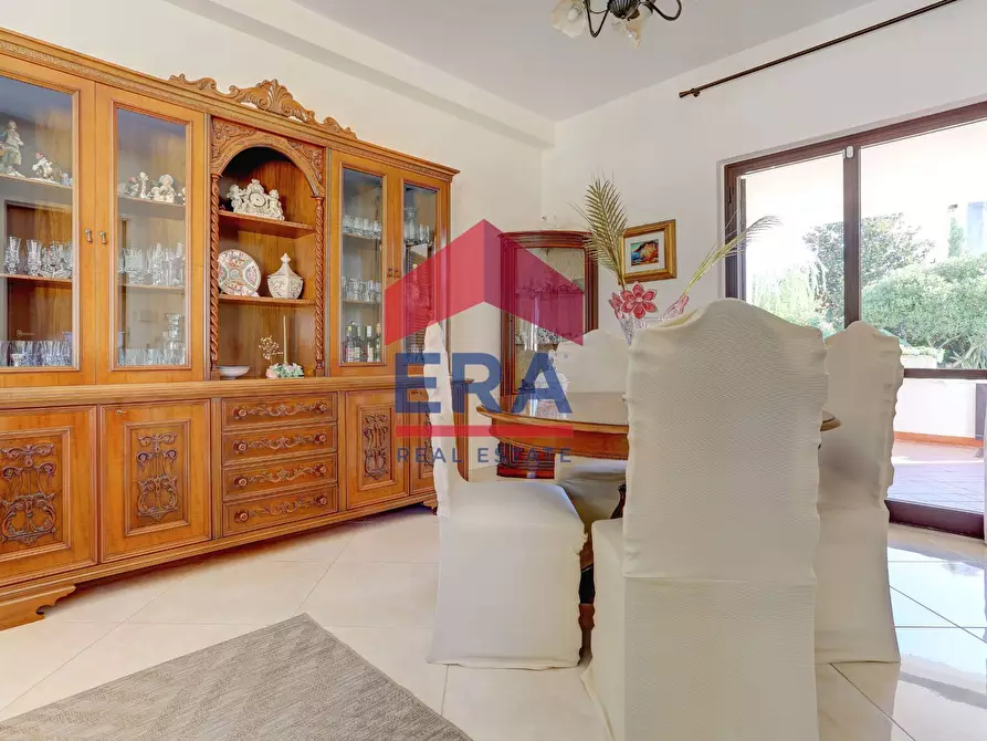 Immagine 4 di Villa in vendita  in Via Garigliano 42 a Ardea