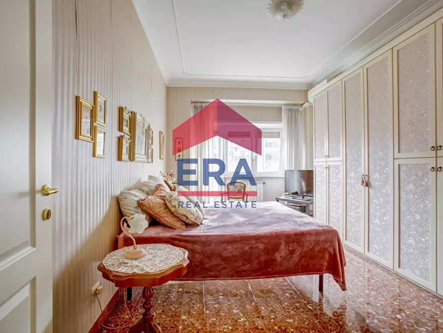 Immagine 12 di Appartamento in vendita  in Via dell'Impruneta 66 a Roma