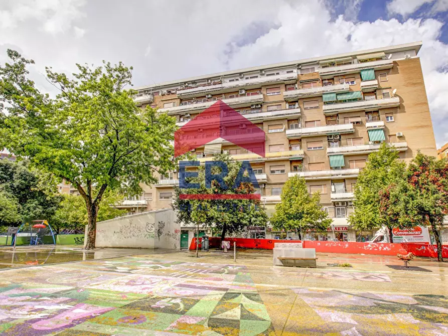 Immagine 22 di Appartamento in vendita  in Via dell'Impruneta 66 a Roma