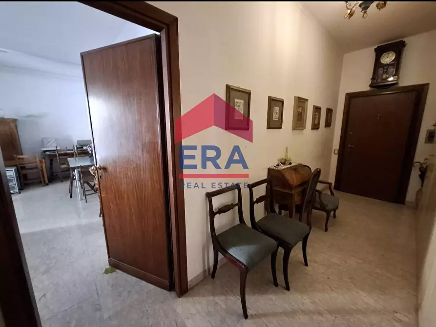 Immagine 8 di Appartamento in vendita  in Viale Dei Quattro Venti a Roma