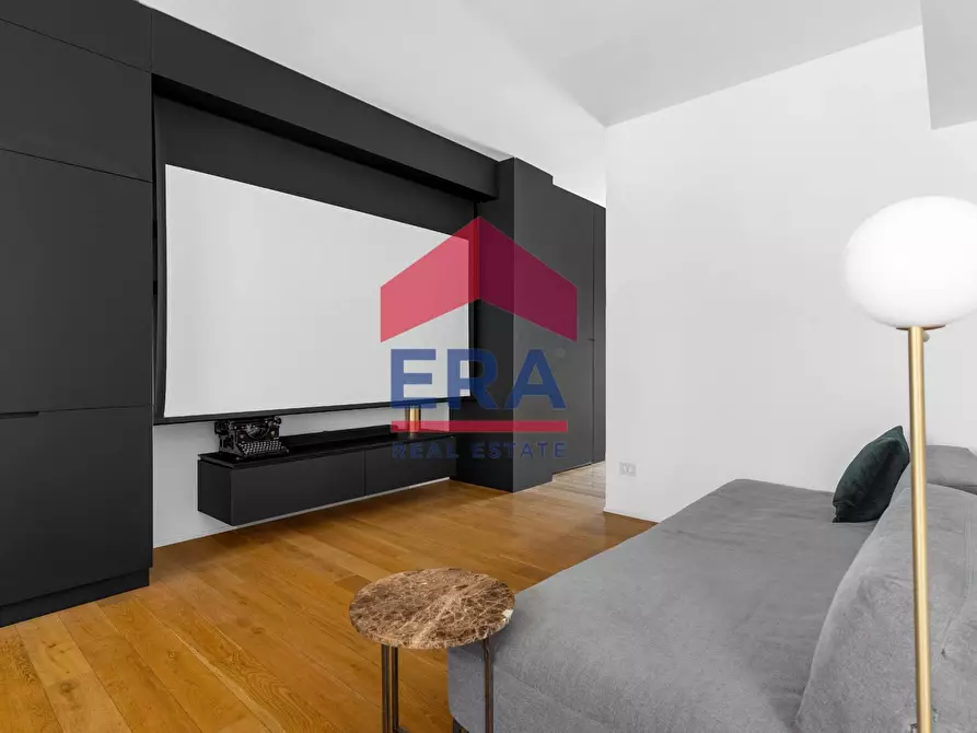 Immagine 11 di Appartamento in vendita  in Via Vincenzo Viviani 2 a Milano