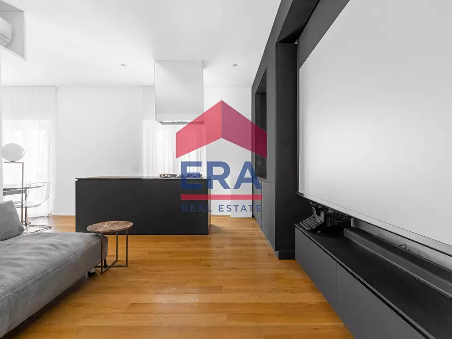 Immagine 12 di Appartamento in vendita  in Via Vincenzo Viviani 2 a Milano