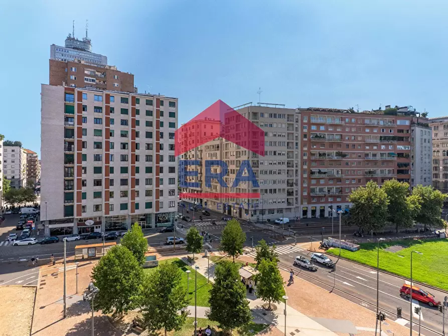 Immagine 4 di Appartamento in vendita  in Via Vincenzo Viviani 2 a Milano