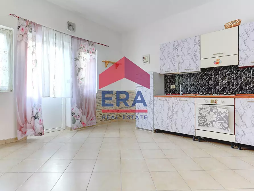 Immagine 7 di Appartamento in vendita  in Lungomare degli Ardeatini 60 a Ardea