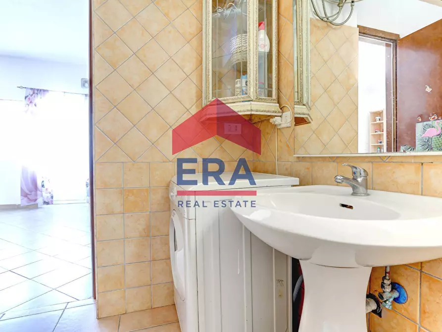 Immagine 13 di Appartamento in vendita  in Lungomare degli Ardeatini 60 a Ardea