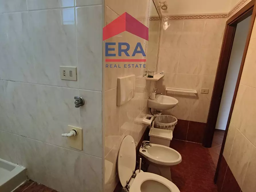 Immagine 15 di Appartamento in affitto  in Strada Della Carita' 2 a Milano