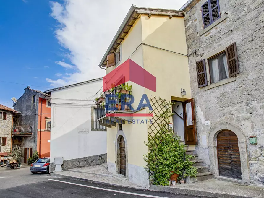 Immagine 25 di Casa indipendente in vendita  in Via Vittorio Emanuele III 1 a Soriano Nel Cimino