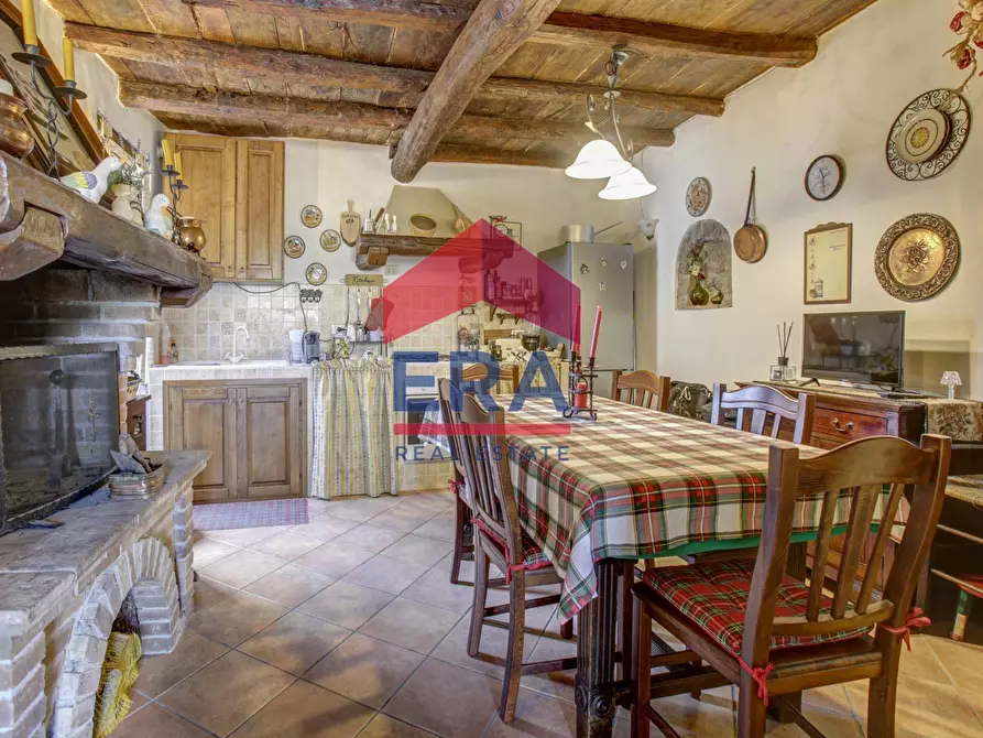 Immagine 2 di Casa indipendente in vendita  in Via Vittorio Emanuele III 1 a Soriano Nel Cimino