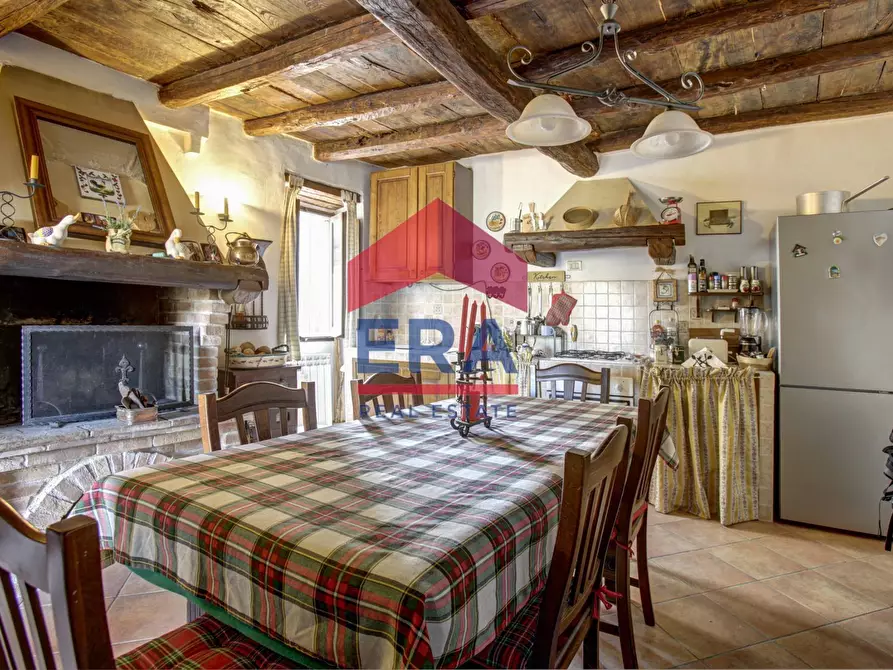 Immagine 1 di Casa indipendente in vendita  in Via Vittorio Emanuele III 1 a Soriano Nel Cimino