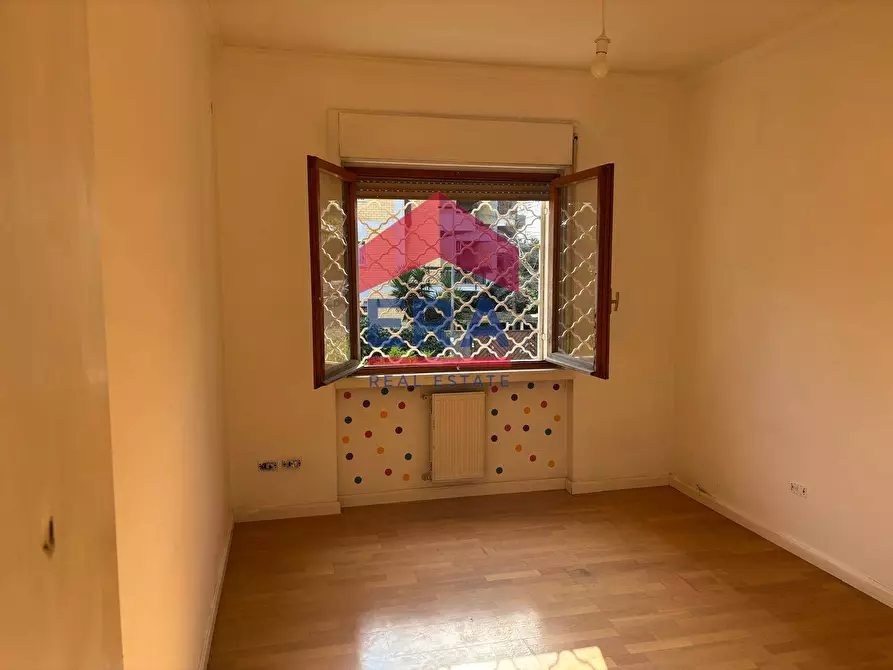 Immagine 14 di Appartamento in vendita  in Via Ildebrando Vivanti 125 a Roma