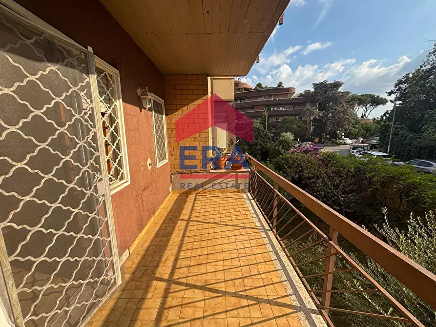 Immagine 16 di Appartamento in vendita  in Via Ildebrando Vivanti 125 a Roma