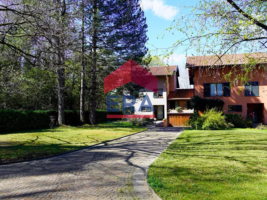 Immagine 2 di Villa in vendita  in via Agazzino 16 a Missaglia