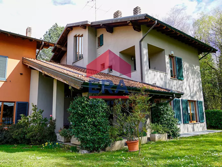 Immagine 6 di Villa in vendita  in via Agazzino 16 a Missaglia