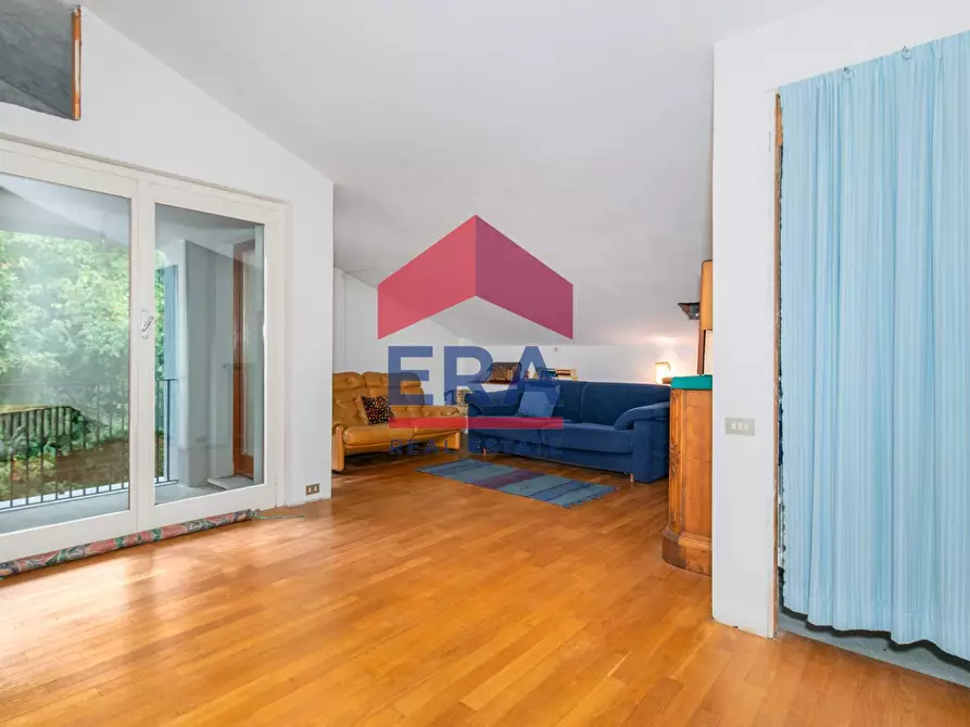 Immagine 17 di Villa in vendita  in via Agazzino 16 a Missaglia