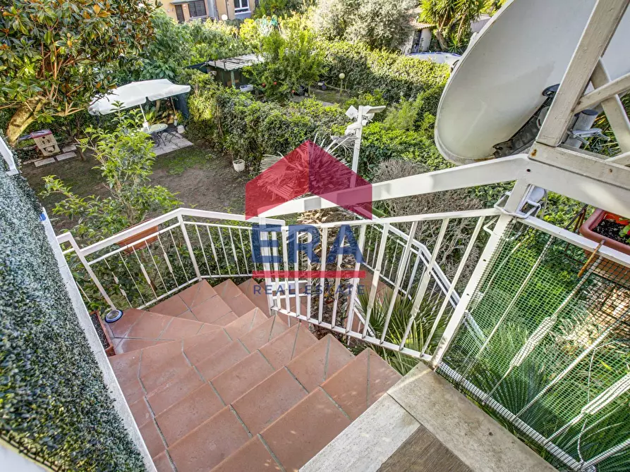 Immagine 7 di Villetta a schiera in vendita  in Via Corinna 7 a Roma