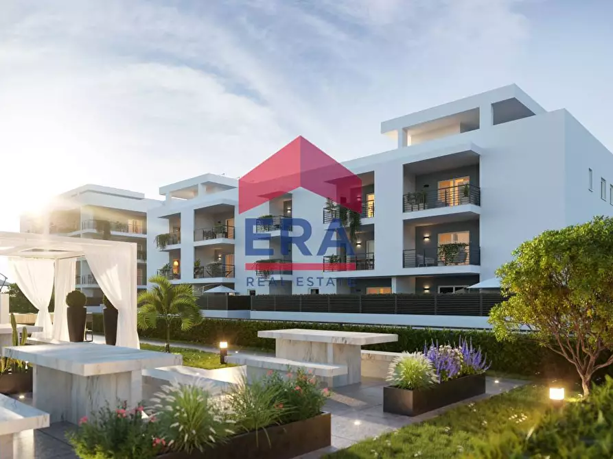 Immagine 8 di Appartamento in vendita  in Via di Pratica Di Mare snc a Pomezia