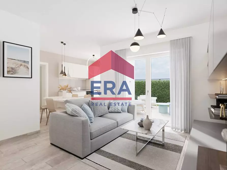 Immagine 4 di Appartamento in vendita  in Via di Pratica Di Mare snc a Pomezia