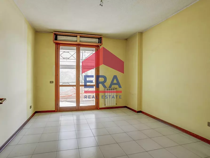 Immagine 10 di Appartamento in vendita  in via Berlinguer 14 a Pomezia