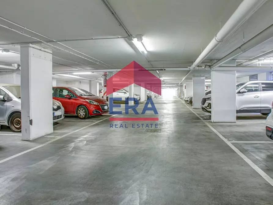 Immagine 20 di Appartamento in vendita  in via Berlinguer 14 a Pomezia