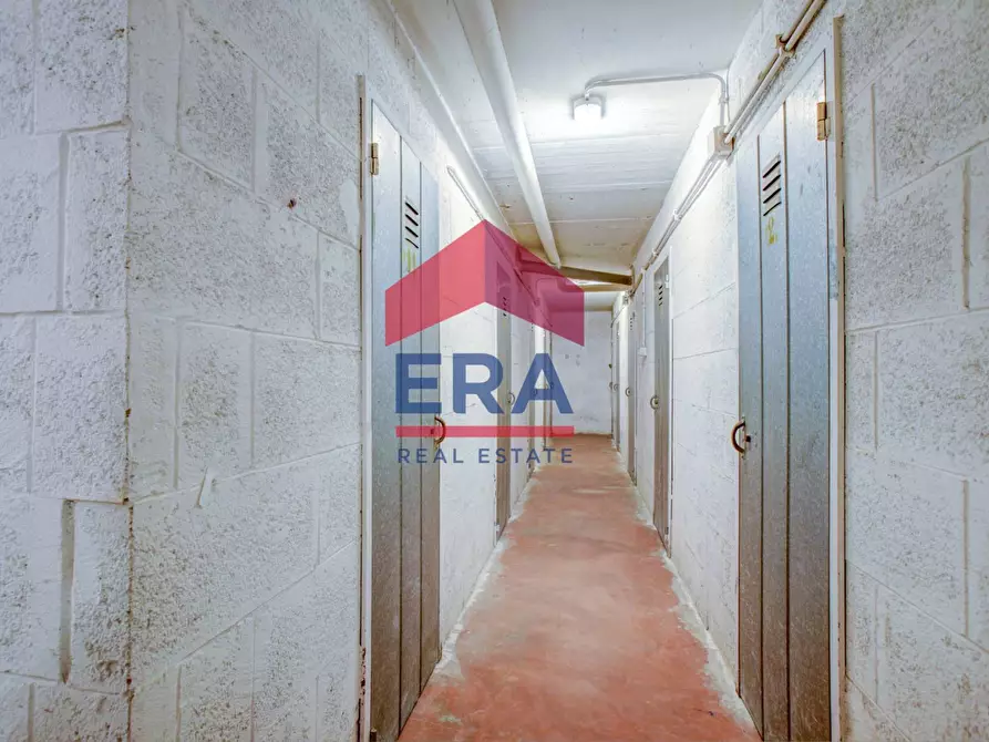 Immagine 21 di Appartamento in vendita  in via Berlinguer 14 a Pomezia