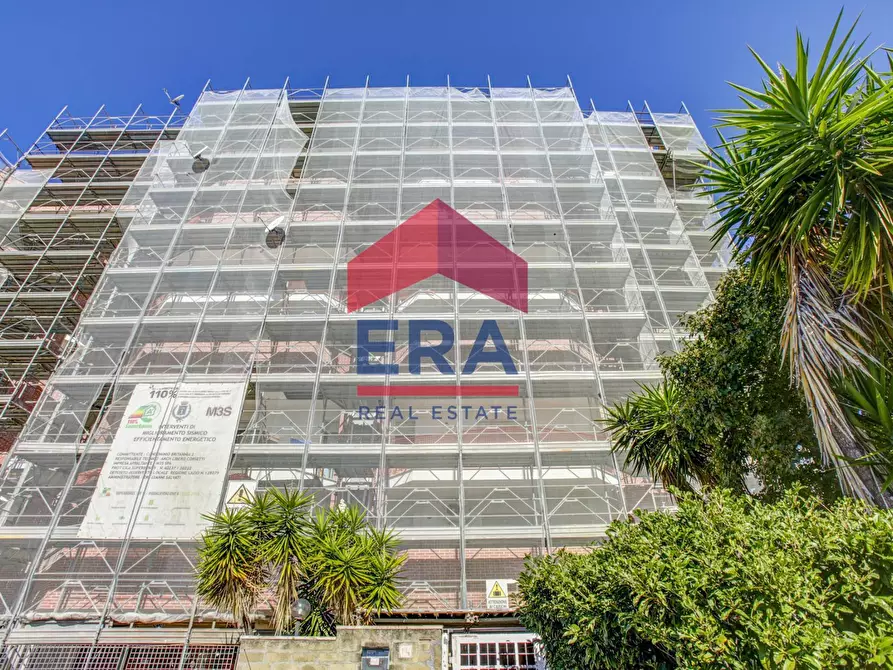 Immagine 24 di Appartamento in vendita  in via Berlinguer 14 a Pomezia