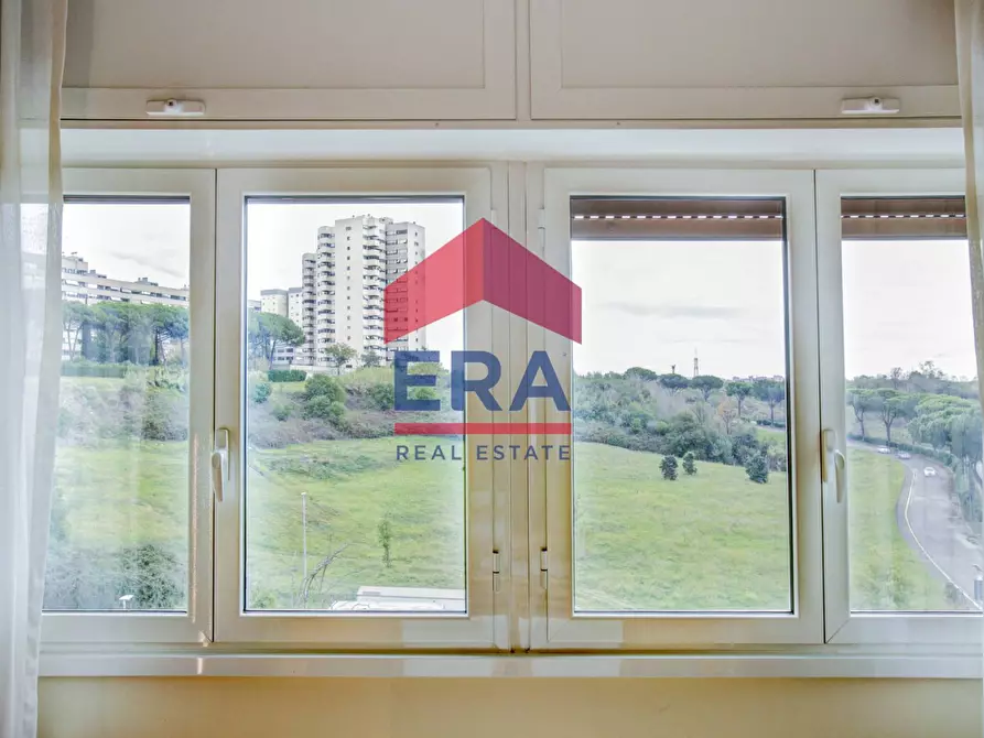 Immagine 5 di Appartamento in vendita  in Via Melville 14 a Roma