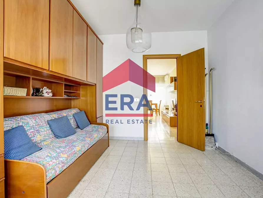 Immagine 9 di Appartamento in vendita  in Via Melville 14 a Roma