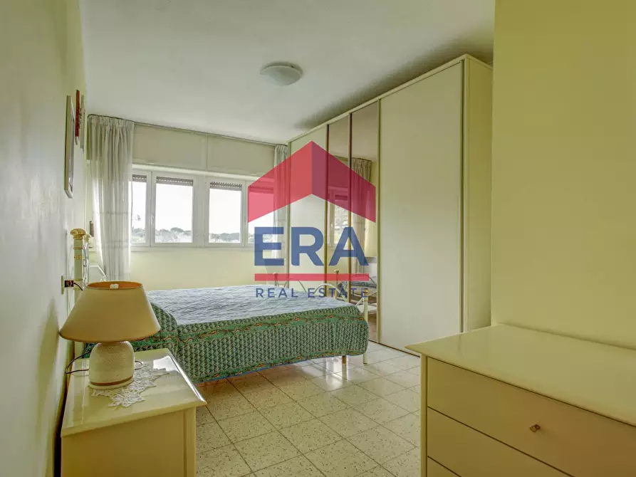 Immagine 13 di Appartamento in vendita  in Via Melville 14 a Roma