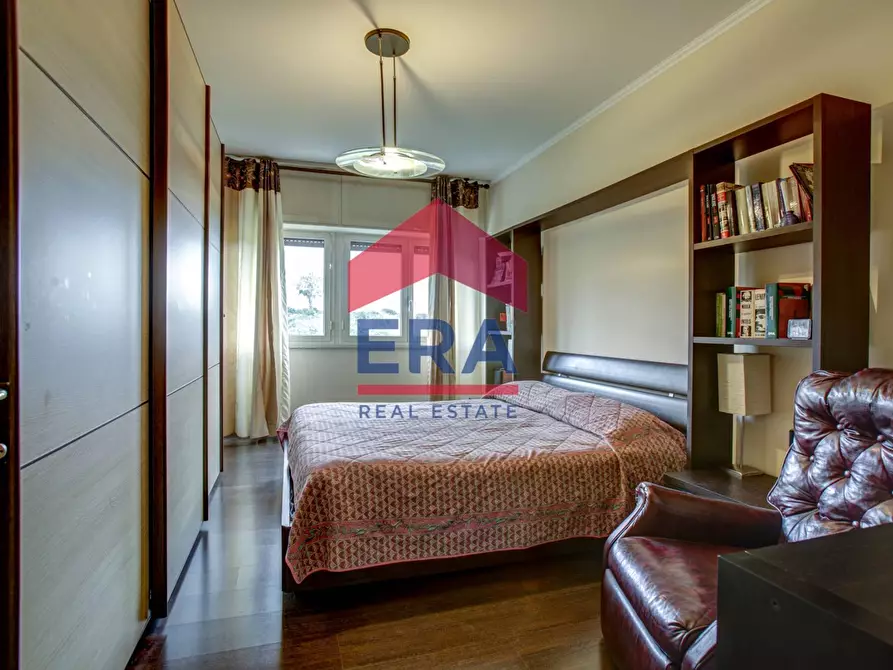 Immagine 16 di Appartamento in vendita  in Via Melville 14 a Roma