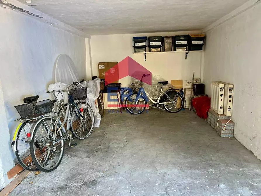 Immagine 43 di Villa in vendita  in Via Falconara 29 a Fiumicino