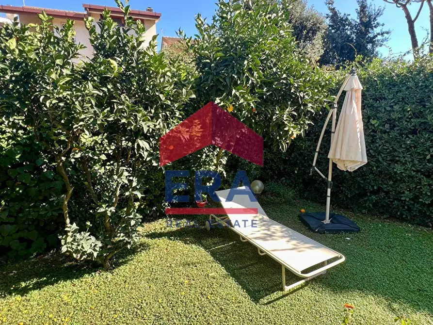 Immagine 6 di Villa in vendita  in Via Falconara 29 a Fiumicino