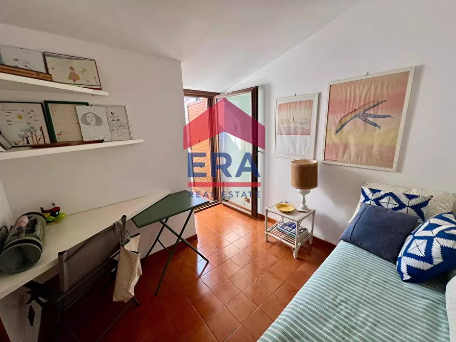 Immagine 28 di Villa in vendita  in Via Falconara 29 a Fiumicino